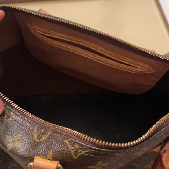 Authentic Louis Vuitton Speedy Handbag Monogram Canvas 35 - Picture 4 of 5